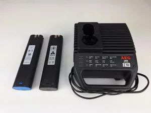 AEG UCR Battery Charger