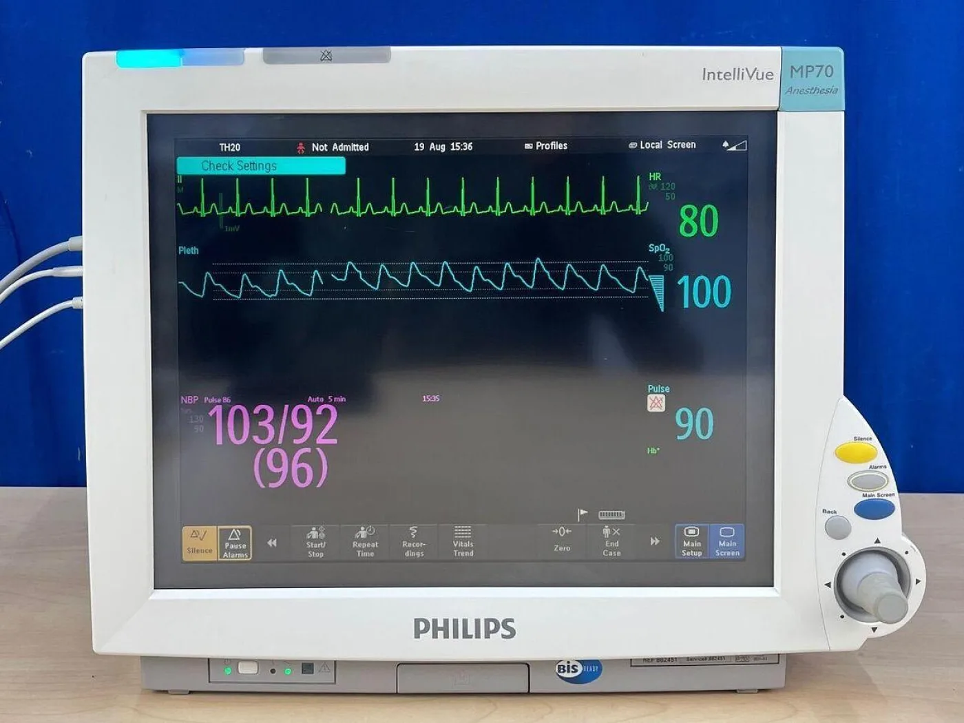 PHILIPS Patient monitor MP70 YOM - 4