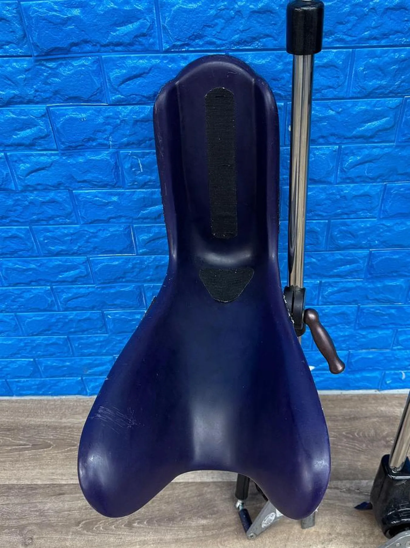 Eschmann Table Leg Supports - 2