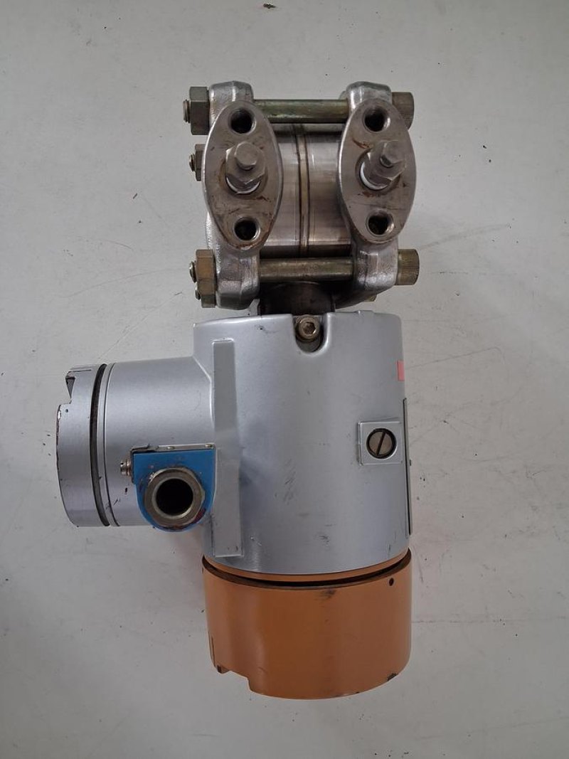Siemens TELEPERM 7MF1303-3CD32-1BD1-Z Durchflussmessumformer