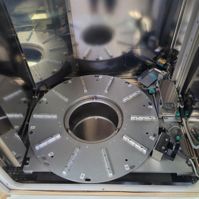 Liconic Store X STX220 Automated Incubator