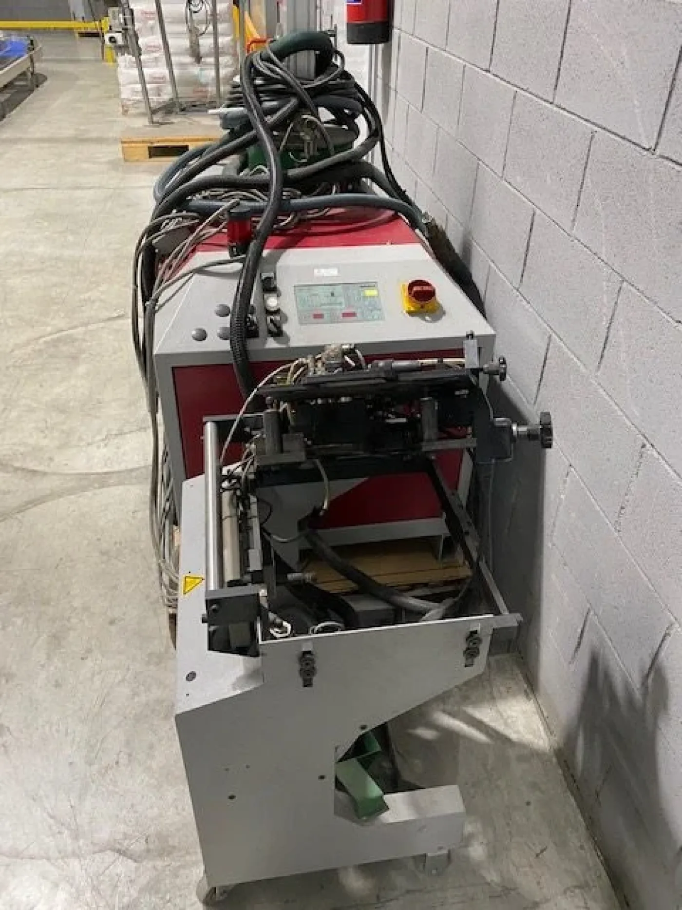 Robatech PUR premelter - 1