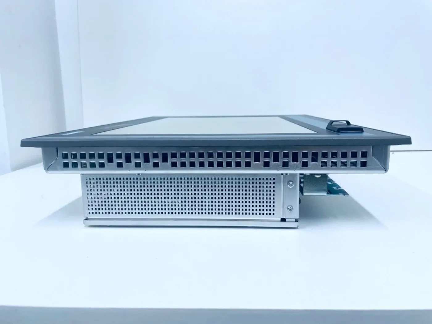 Siemens Panel 6AV7240-3BC07-0HA0 SIMATIC IPC477D - 5