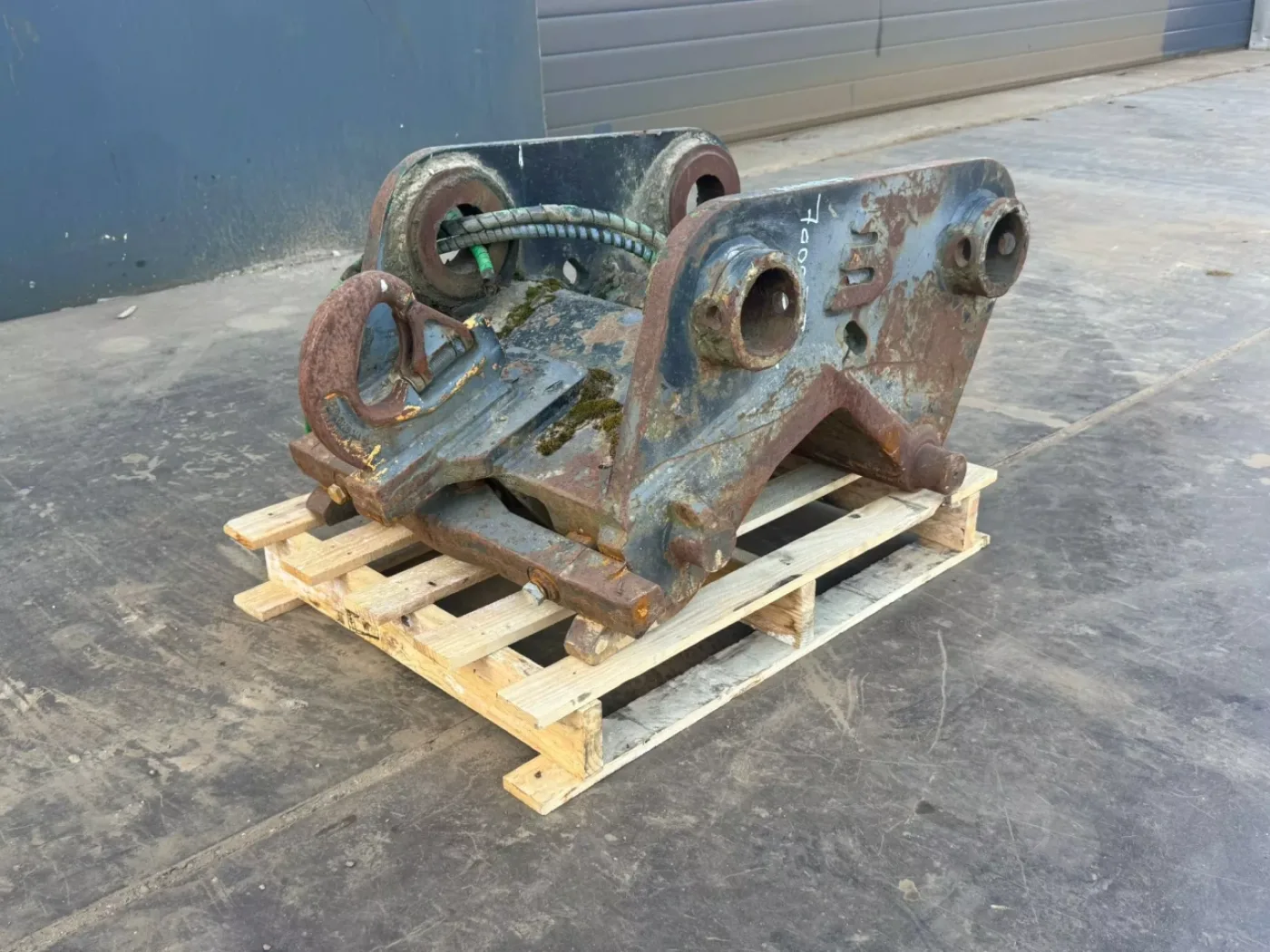 Quick Coupler CW30 excavator - 4