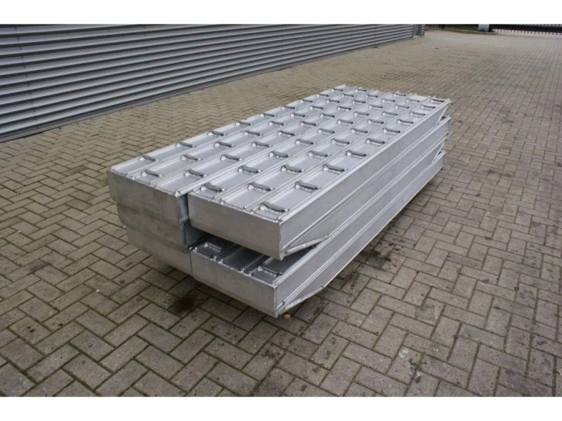 Ultra-Lite Allu Ramps / Allu auffahrrampen - 23.8 Ton Capacity - New!