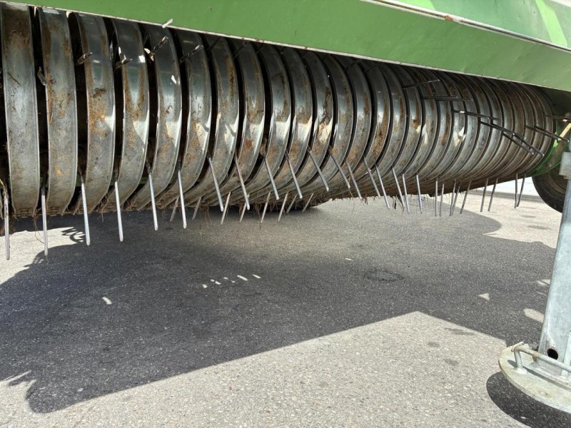 Rundballenpresse Krone COMPRIMA CV 150 XC +