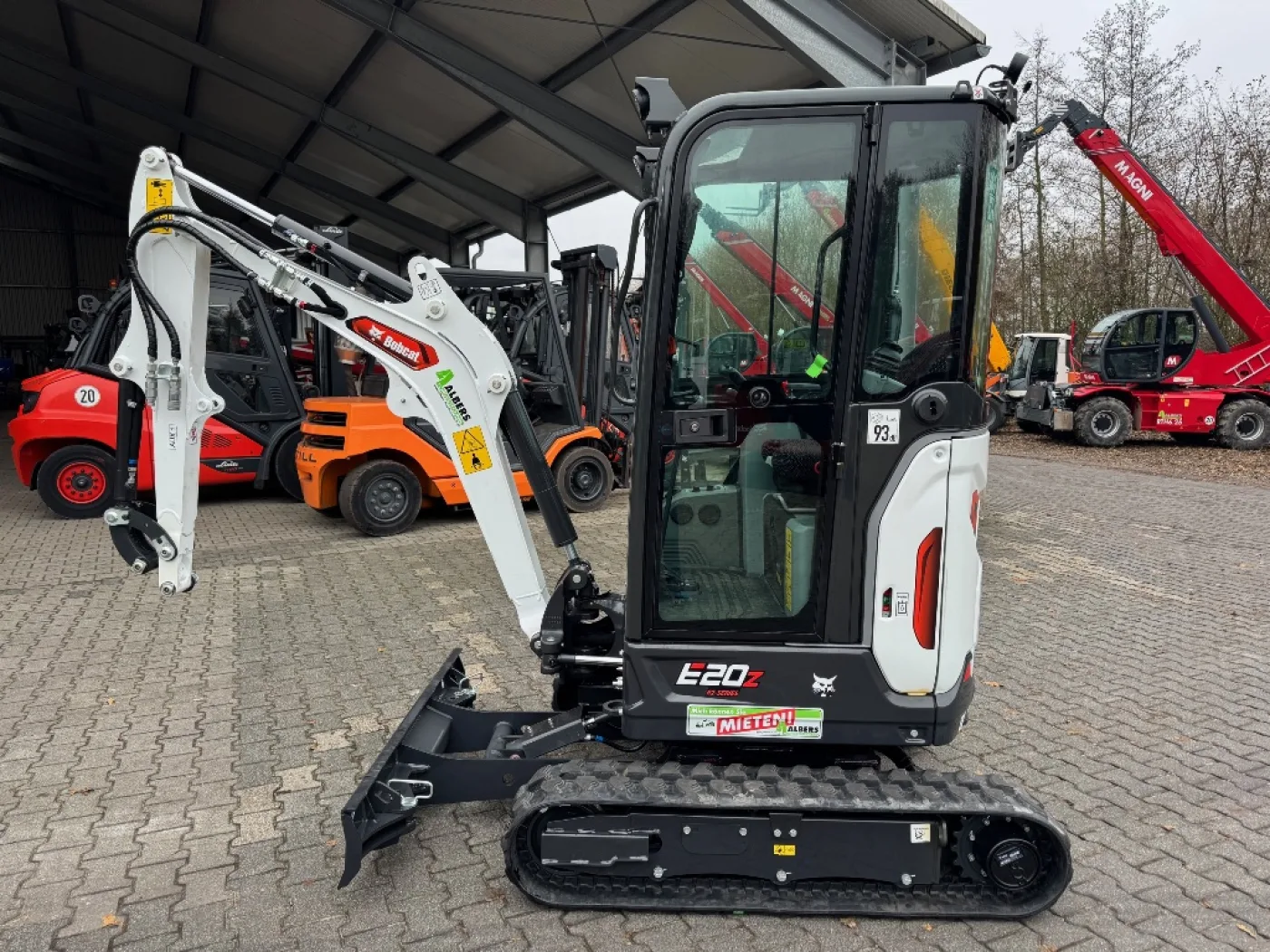 Bobcat E 20 Z R2 Series (long-reach) - 2