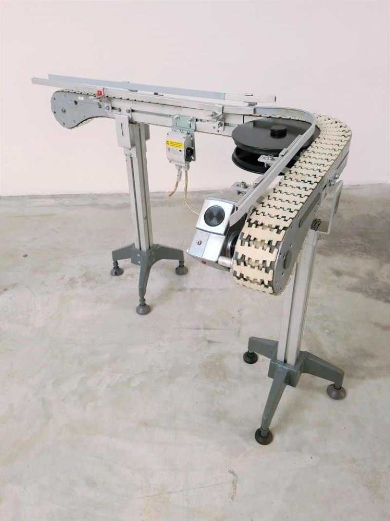 NASTRO TRASPORTATORE A TAPPARELLE CON CURVA A 90° MOTORIZZATO – FLEX-LINK
