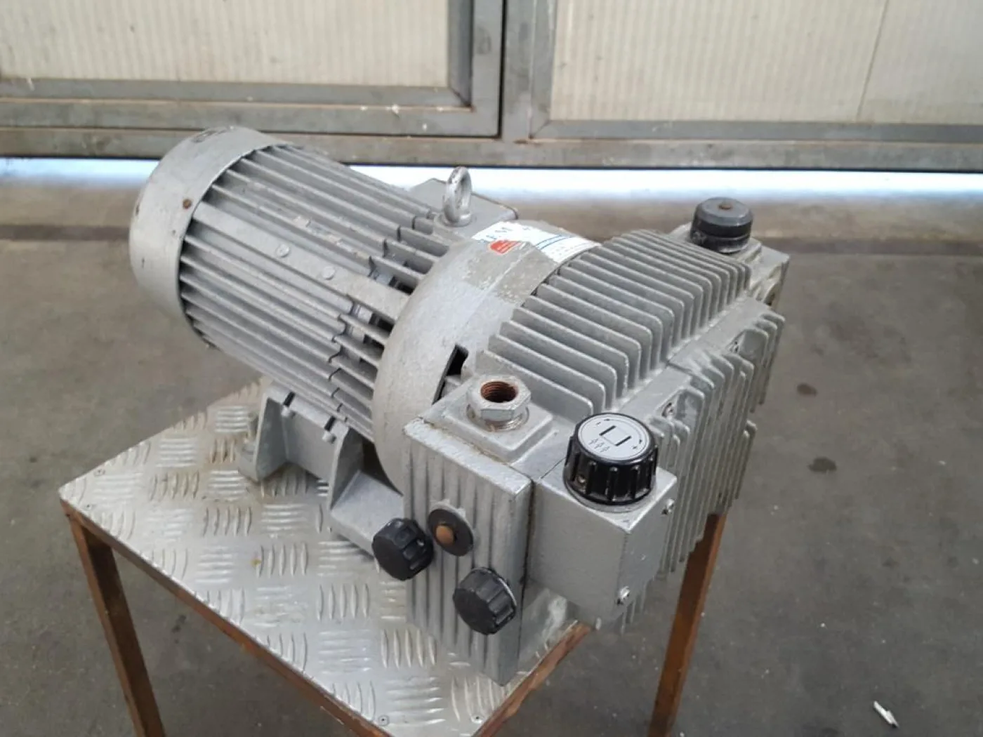 POMPA DA VUOTO – WERIE RIETSCHLE – MOD. TR 40 V - 3