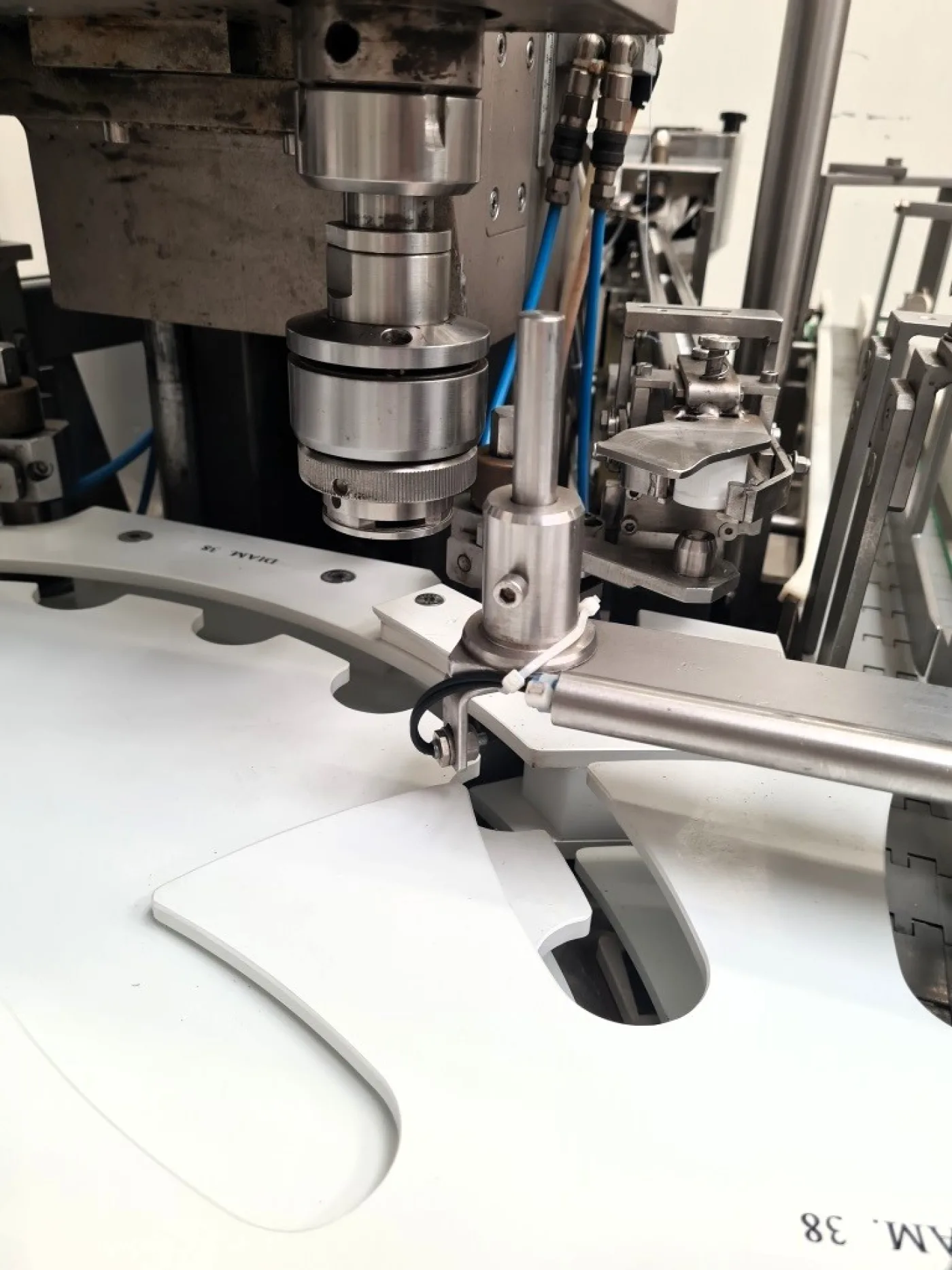 RIEMPITRICE TAPPATRICE FLACONI – CAPSULIT - 3