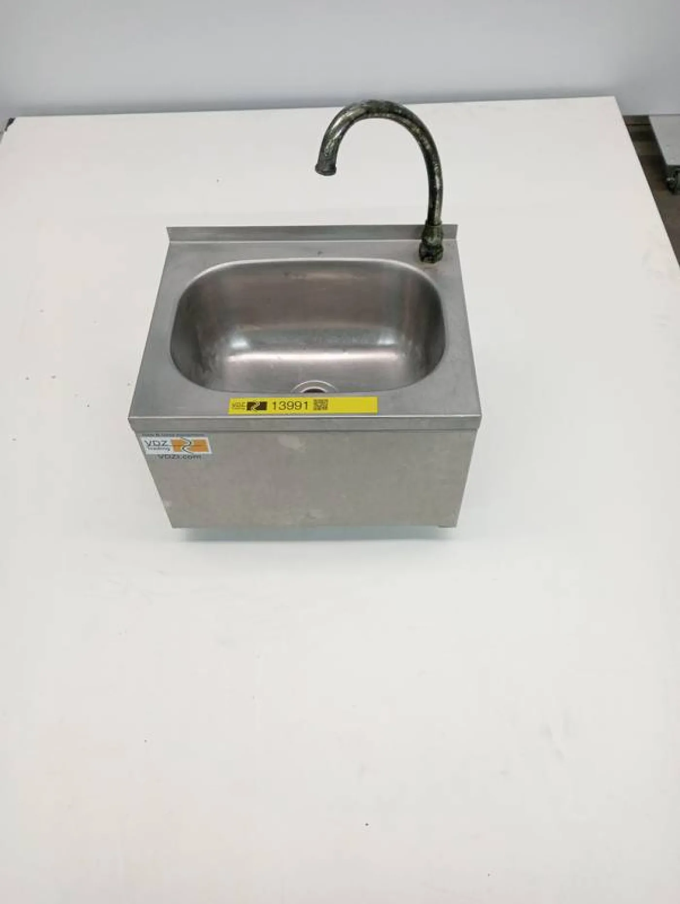 Wash bassin - 2