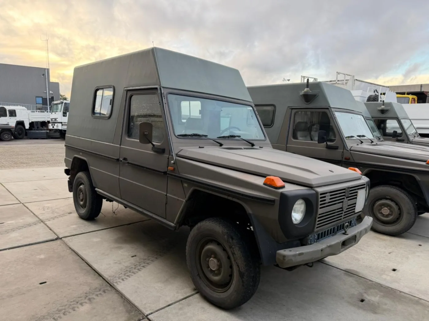 Mercedes-Benz G-230 - 1
