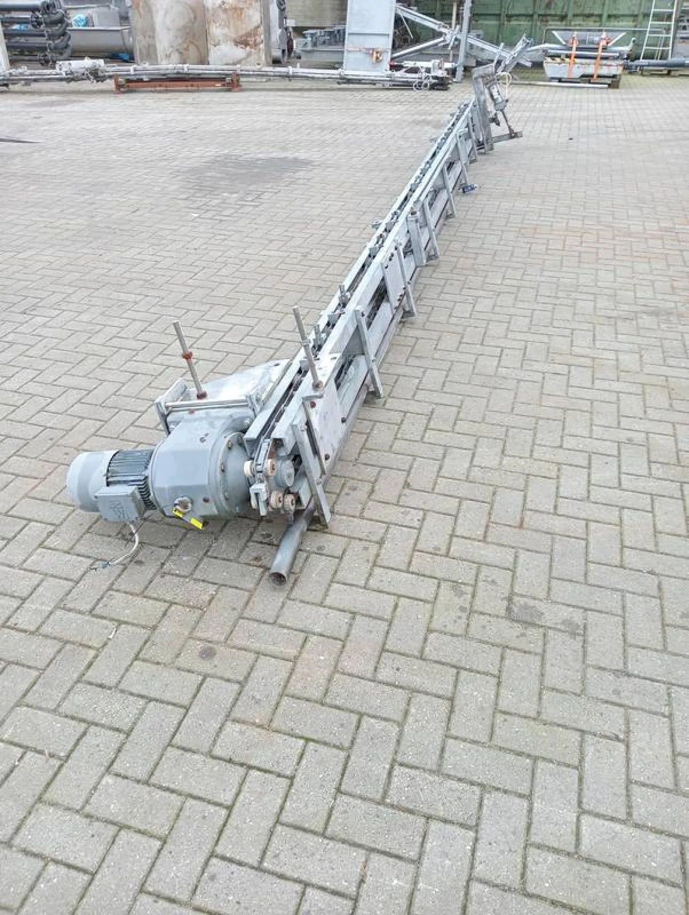 Conveyor vertical - 4