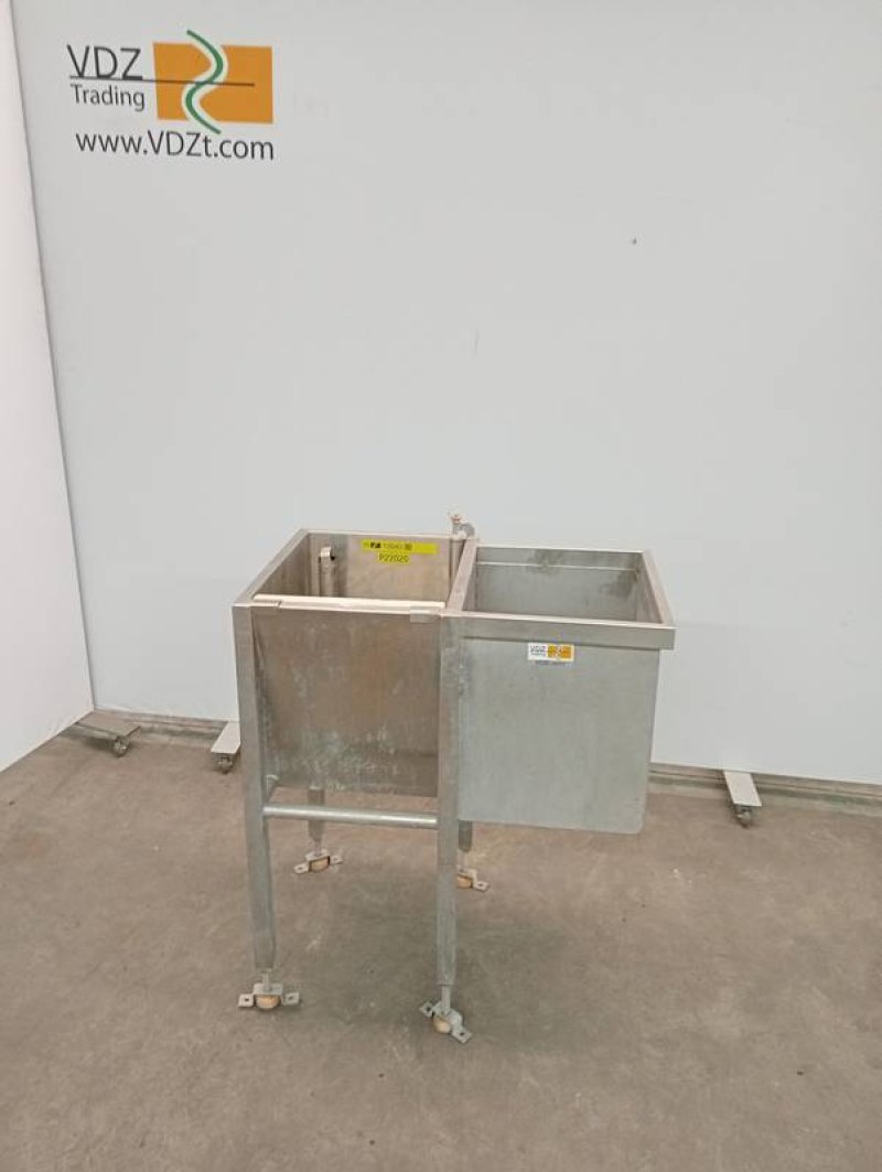 Wash bassin and sterilizer