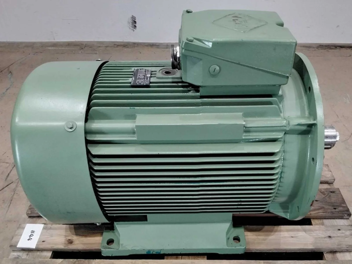 VEM Elektromotor / Drehstrommotor K21R 280M 4 TWS LL HW - 2