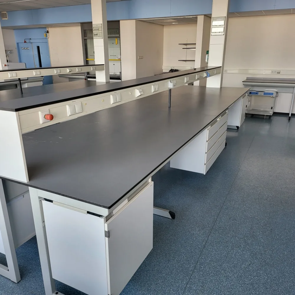 2049 - Used S+B Island Table (545 cm)