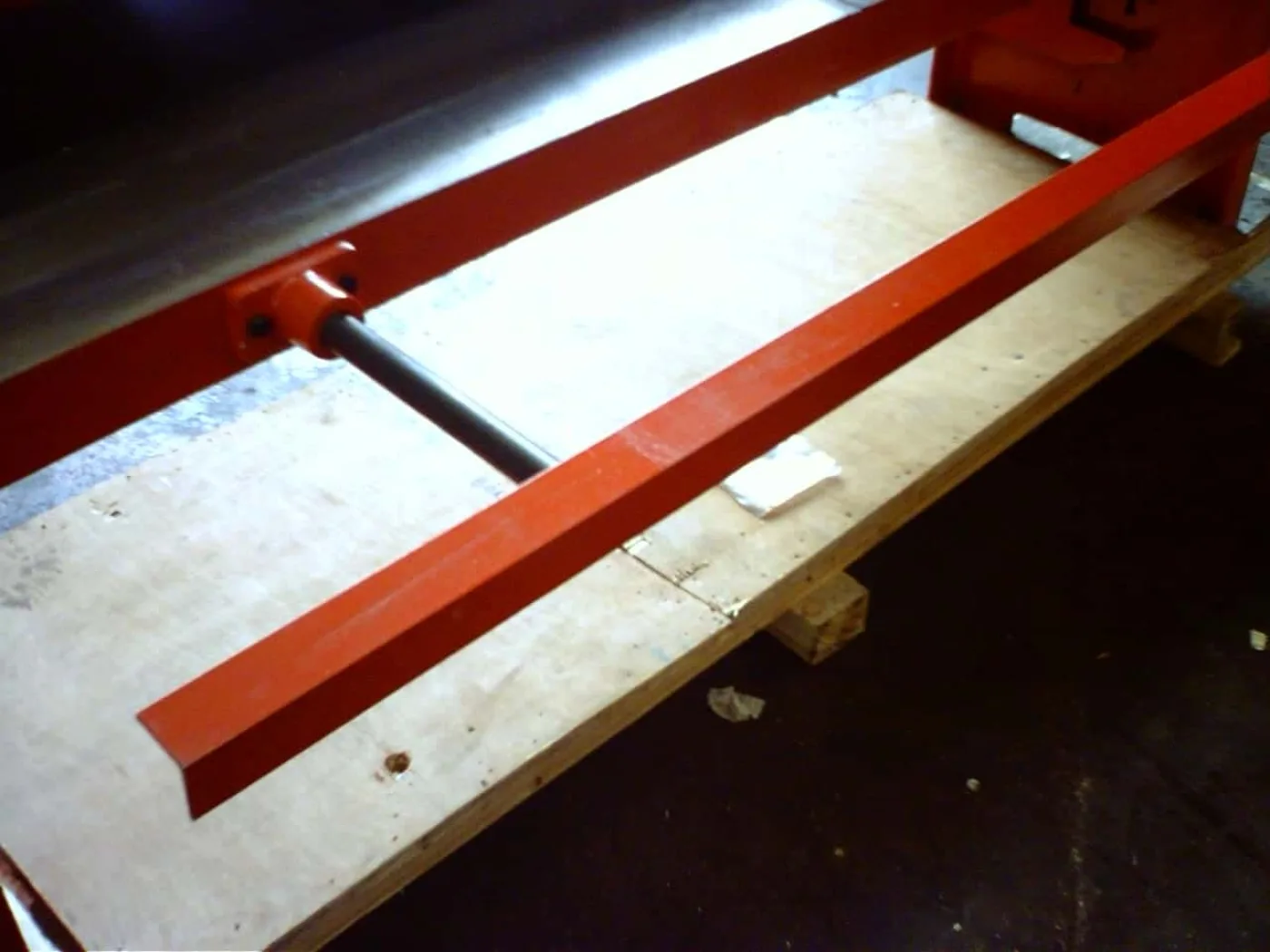 WNS Lever Guillotine 2000mm x 1.2mm Capacity - WNS - W. Neal Services Ltd - 2