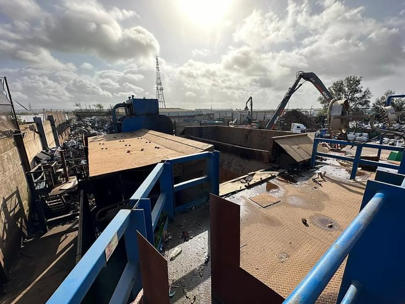2004 Leimbach HS960 Scrap Shear - 6