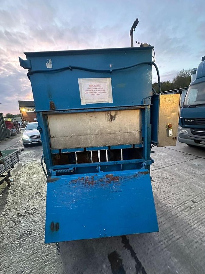 Horizontal Baler