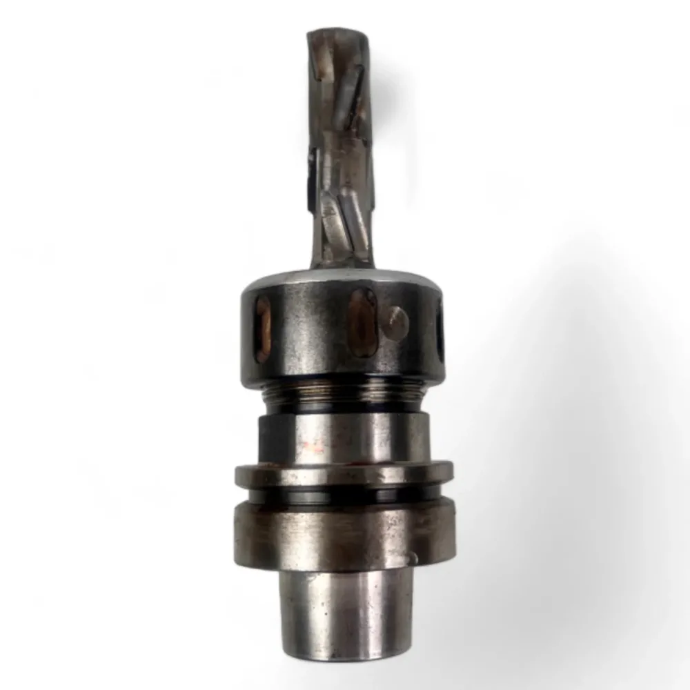 HSK 63 F Spannzangenfutter mit Spannzange und DIA Schruppfräser L=73 Z=3