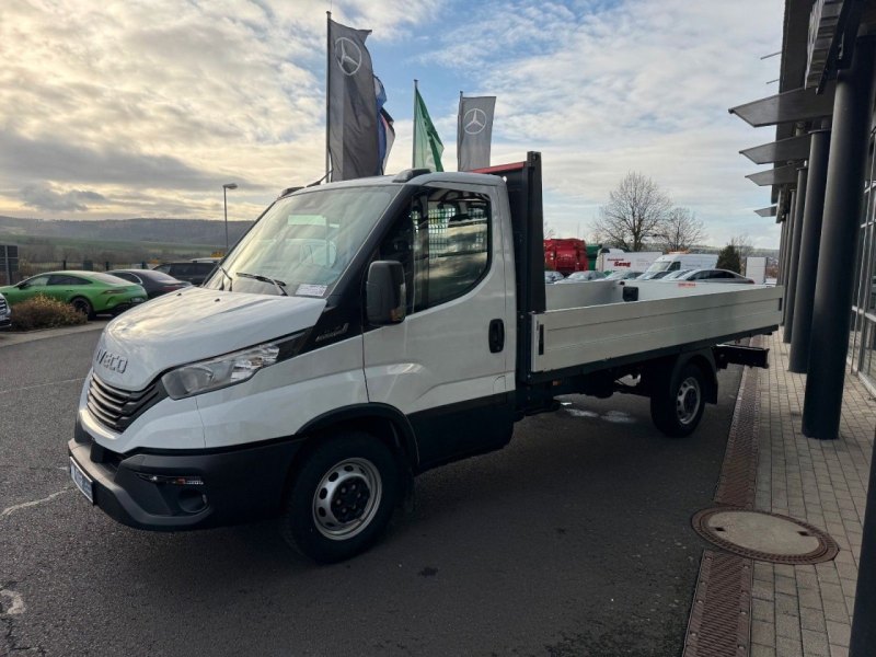 Iveco Daily 35S16 *R3.750mm*Automatik*AHK*Camera*