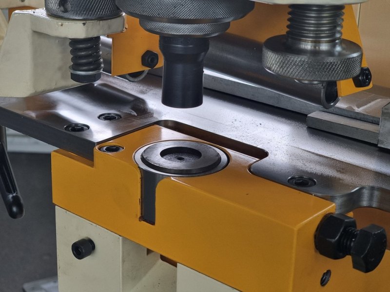 Hydraulische Lochstanze PUMA 55 S