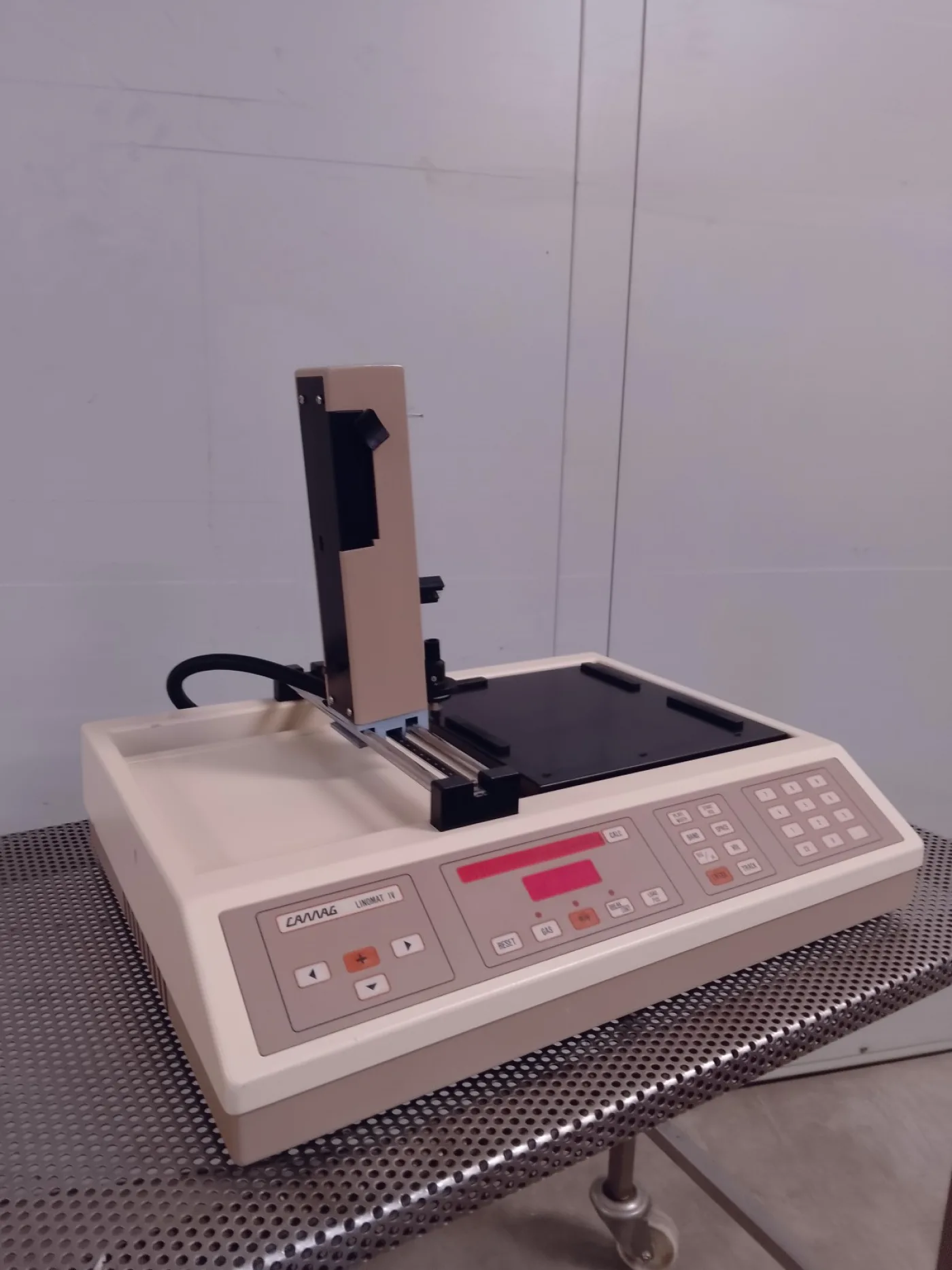 CAMPIONATORE AUTOMATICO PER PIASTRINE – CAMAG – MOD. LINOMAT IV - 2