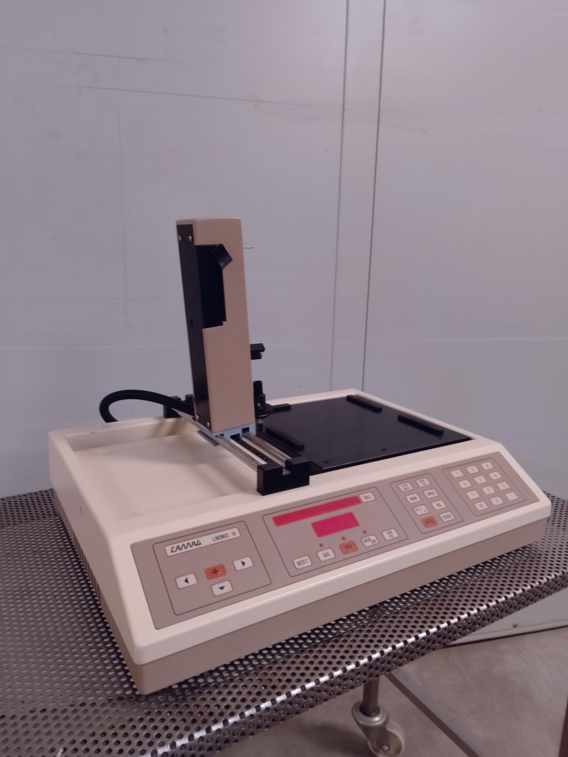 CAMPIONATORE AUTOMATICO PER PIASTRINE – CAMAG – MOD. LINOMAT IV