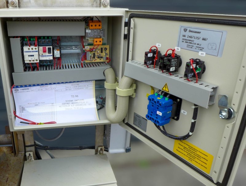 Robatel horizontal peeler centrifuge - Peeling centrifuge