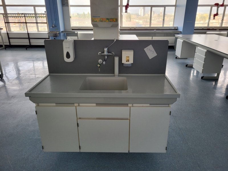 2003 – Used S+B Island Table (545 cm)