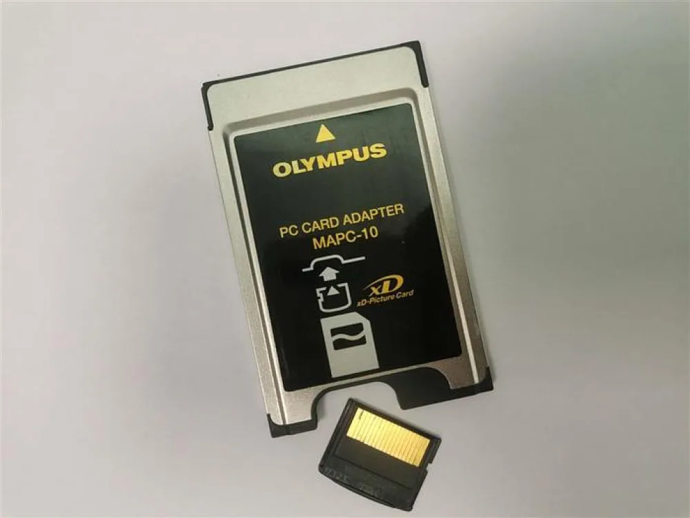 PC card adapter complete of Memory Card