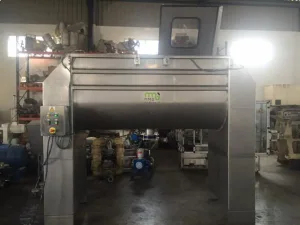 Mezcladora de bandas en acero inoxidable con capacidad de 2.000 litros