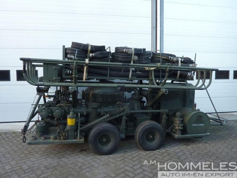 R-14 Fuel Servicing Unit