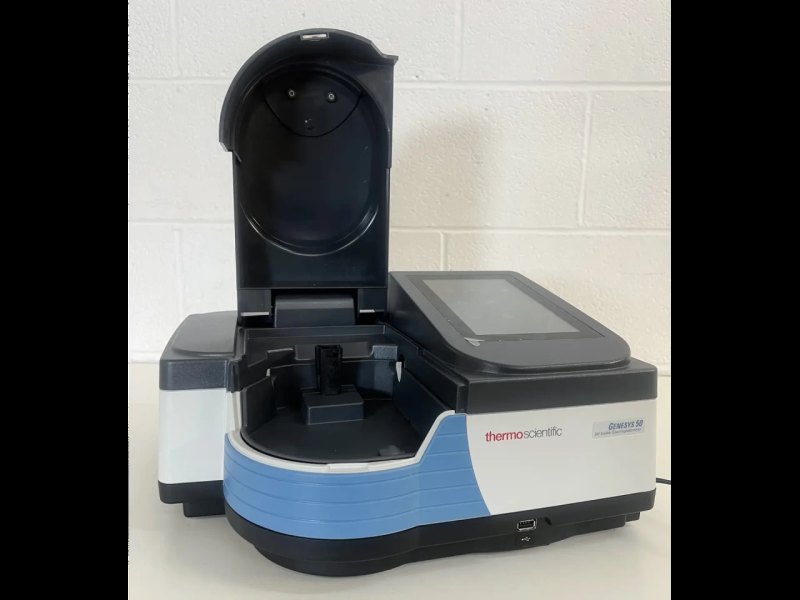 Thermo GENESYS 50 UV-Vis Spectrometer