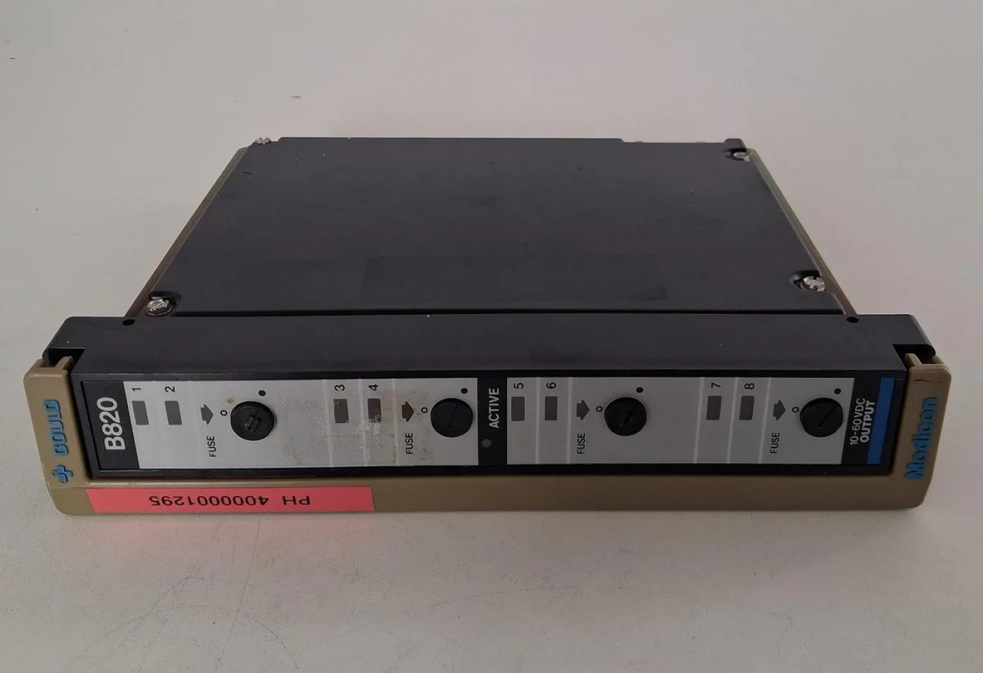 Gould Modicon B820 10–60 VDC Output Module - 2