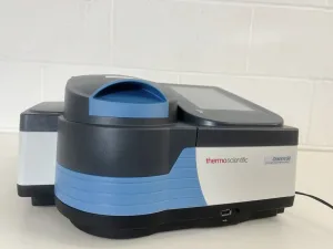 Thermo GENESYS 50 UV-Vis Spectrometer