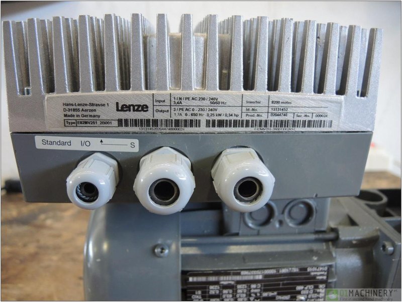 2009 LENZE GKR03-2E HAK 063C12 AI2462