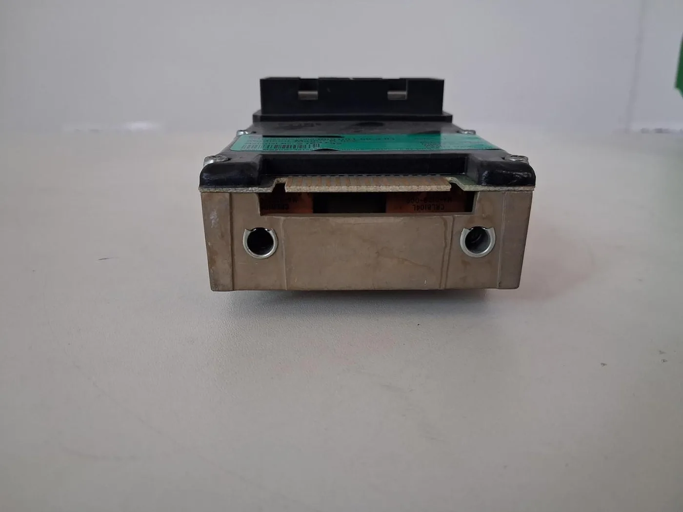 Gould Modicon B552 Output Module - 2