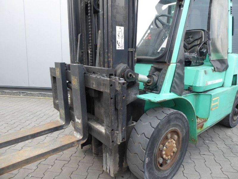 Mitsubishi FG40N