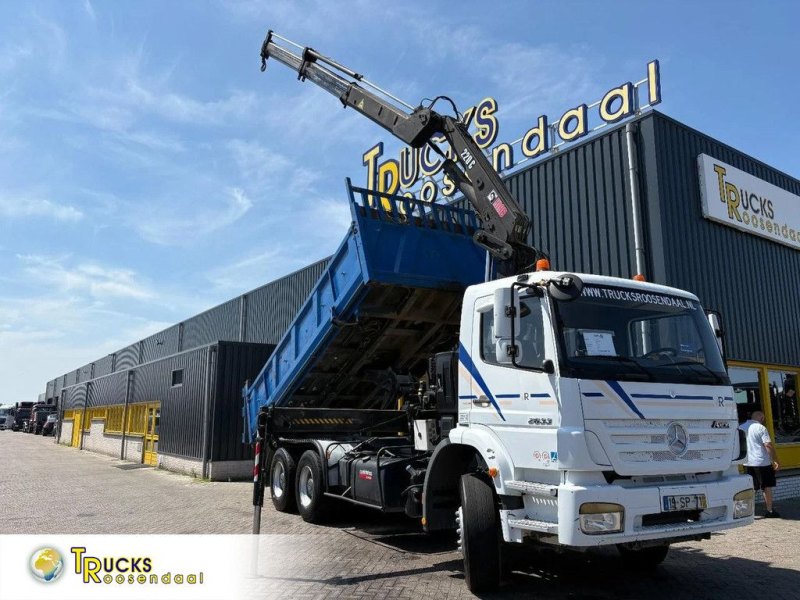 Mercedes-Benz Axor 2633 + HIAB 220 C 3X EXT. + REMOTE + 6X4 + 3 SIDE TIPPER + LOW KM + EURO 4