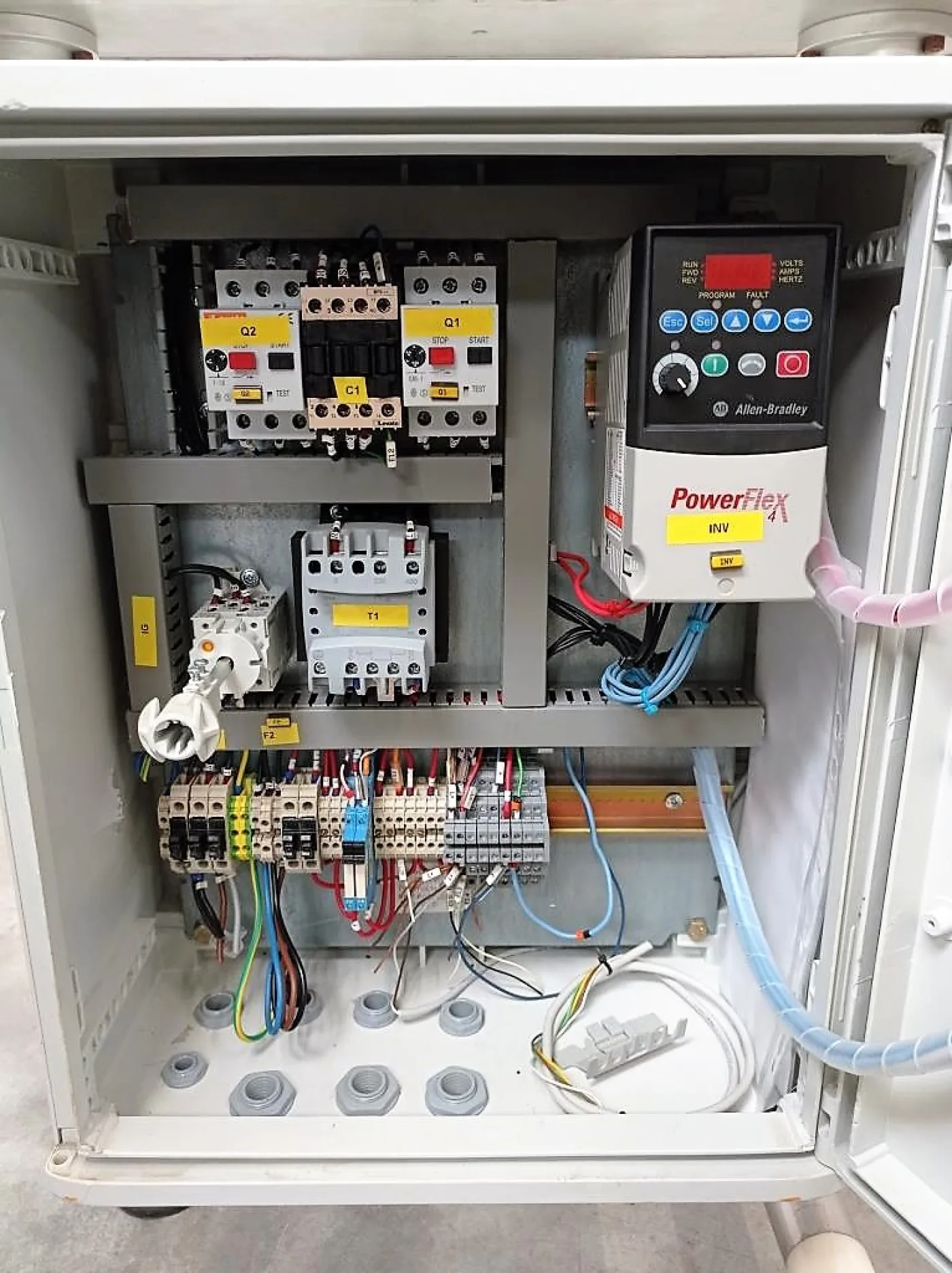 NASTRO TRASPORTATORE A TAPPETO CON INVERTER - 6
