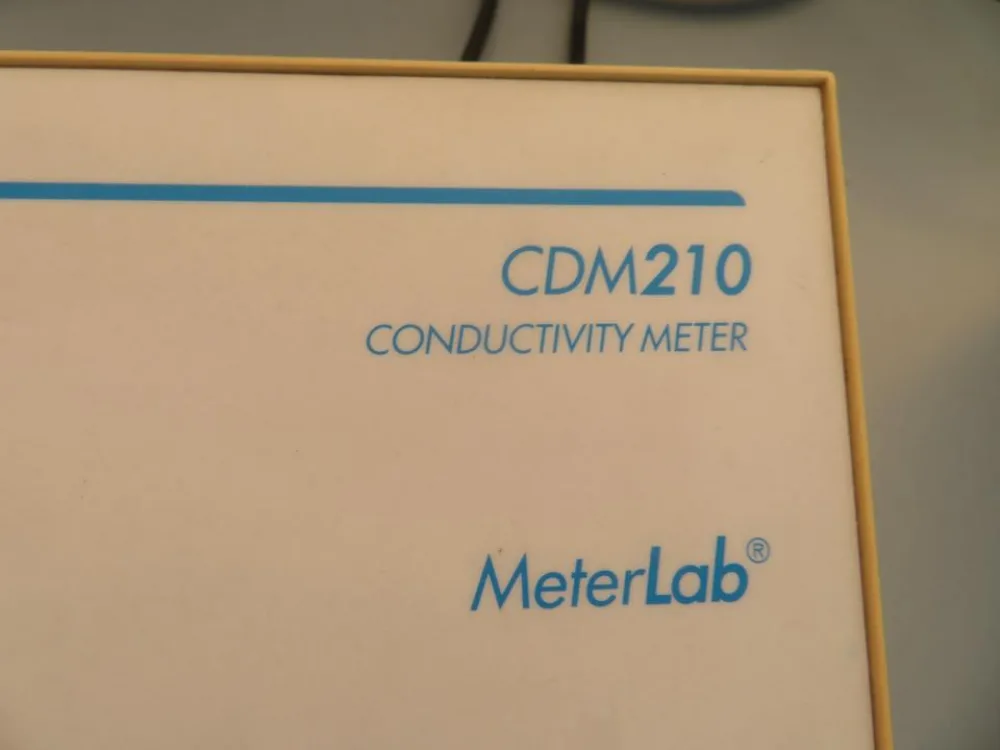 MeterLab MeterLab CDM210 Conductivity Meter With Retort Stand- R and D