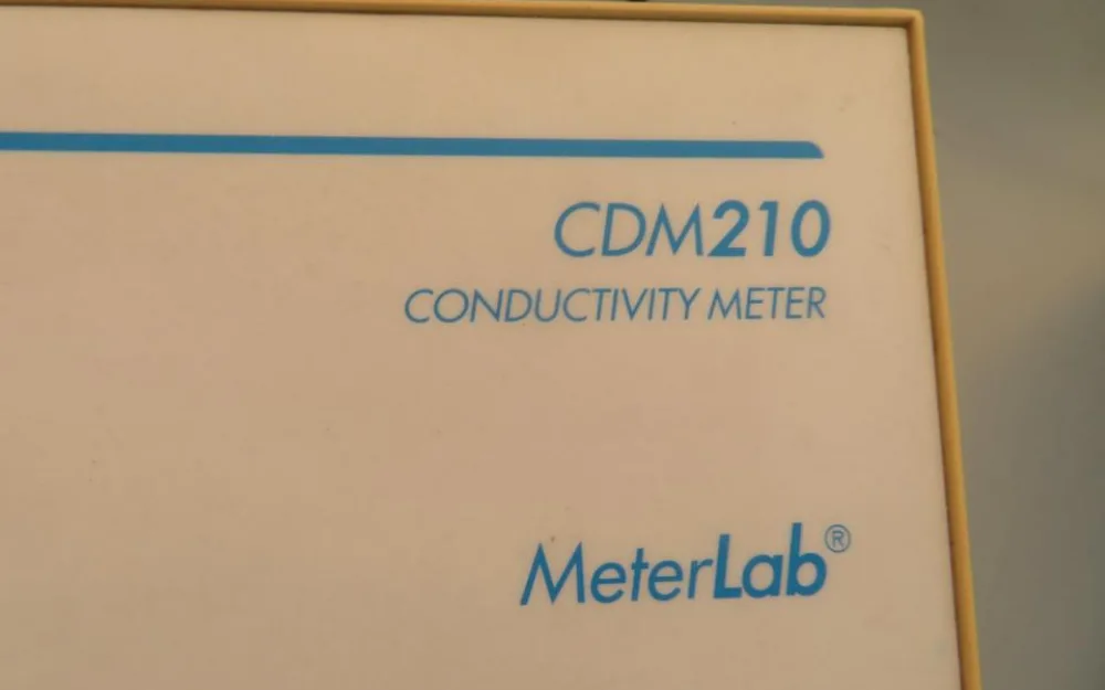 MeterLab MeterLab CDM210 Conductivity Meter With Retort Stand- R and D
