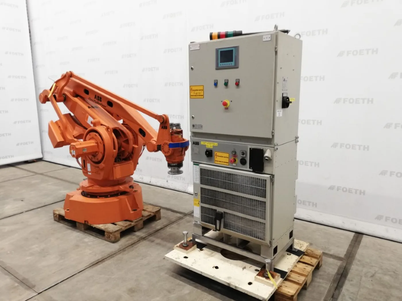 ABB Palletizer Robot IRB640 - Miscellaneous transport - 4