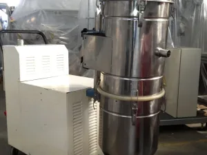 ASPIRATORE INDUSTRIALE PER POLVERI