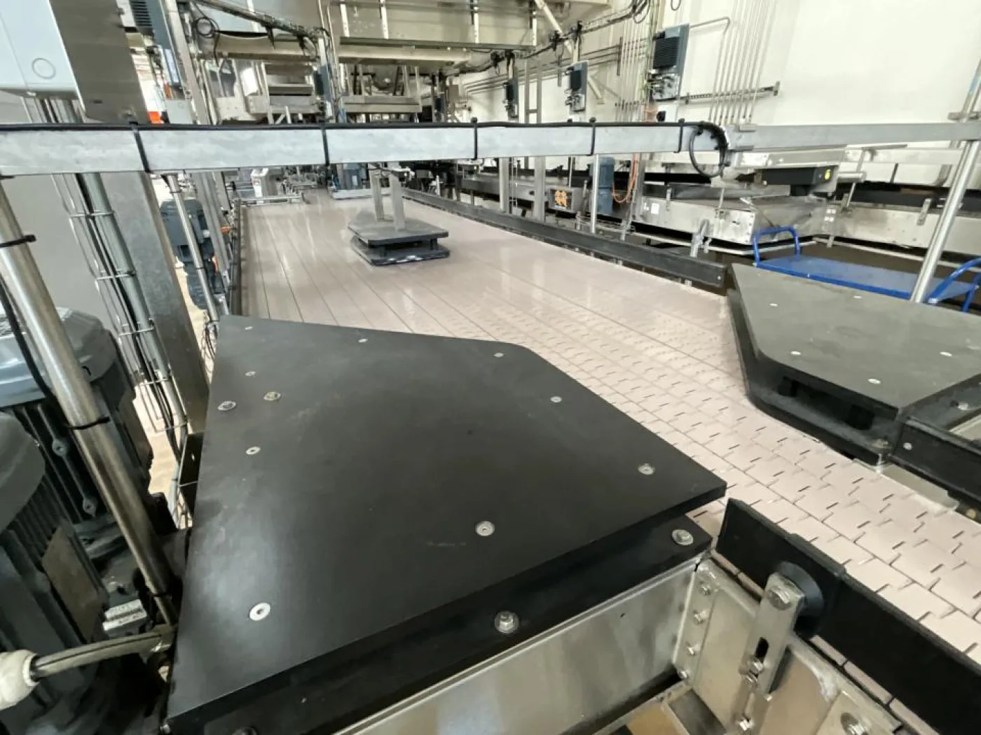 TMG Automated Verpackung TMG Automated Verpackung Förderband Belt for Bottles from Filler to Labeller - Line 5 - 6