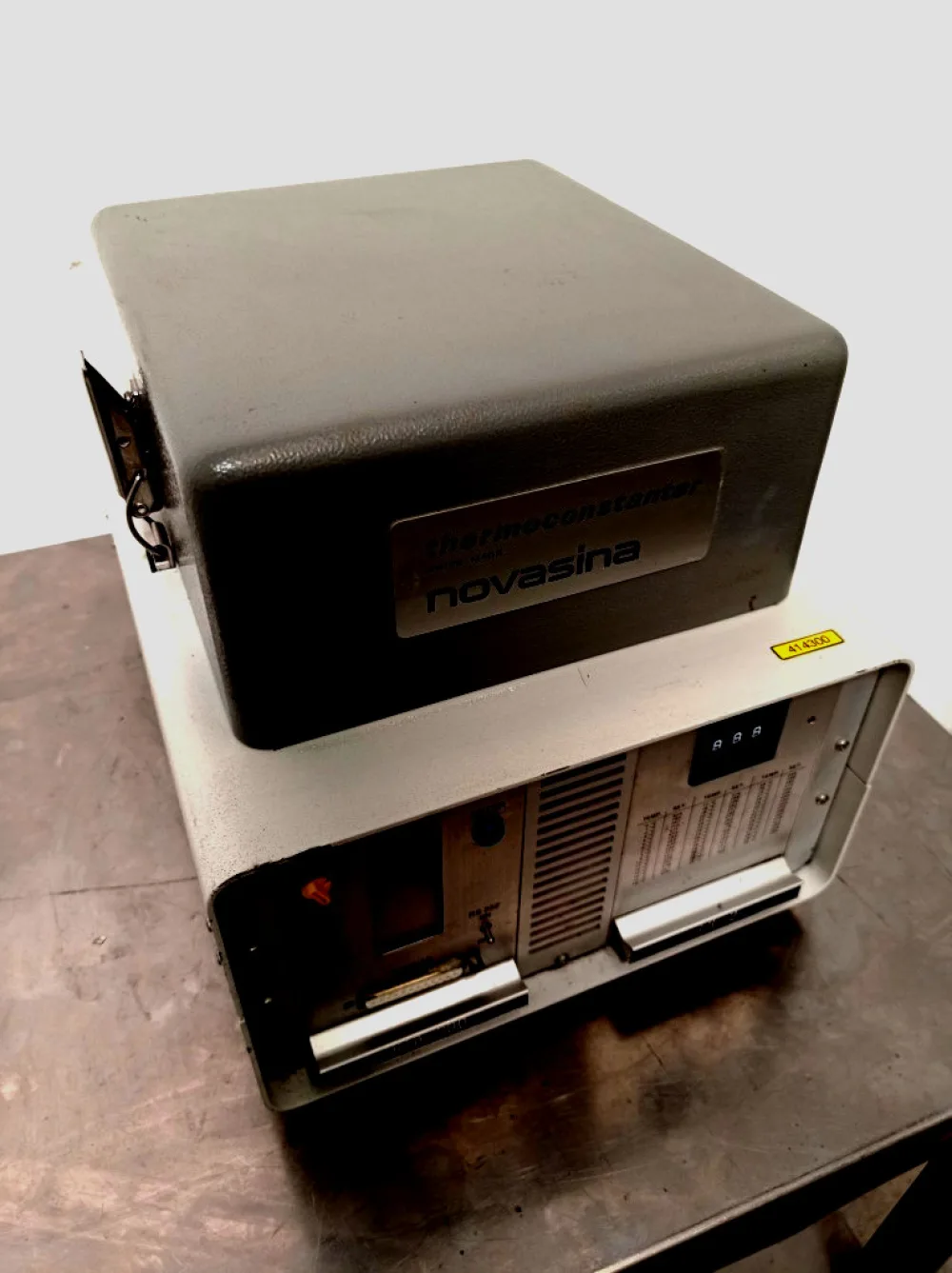 IGROMETRO ELETTRICO – NOVASINA – MOD. TH200