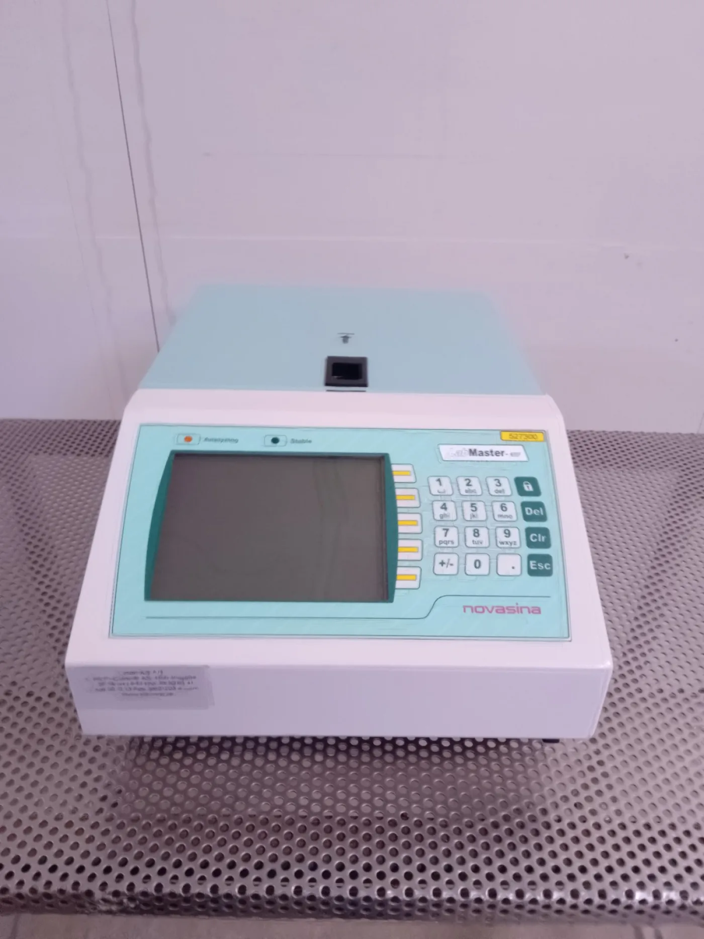 MISURATORE DI ATTIVITÀ DELL’ACQUA – NOVASINA – MOD.LAB MASTER-AW - 2