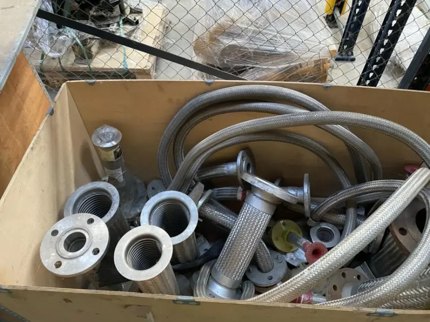 USED STAINLESS STEEL FLEXES - 3