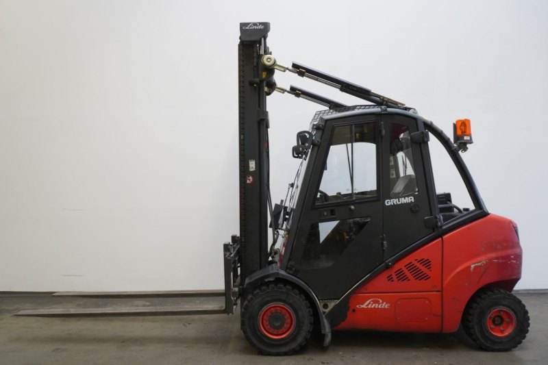 Frontstapler Linde H 35 D 393 (2011)